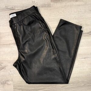 Old Navy High Rise OG Straight Black Faux Leather Pants Size 12
